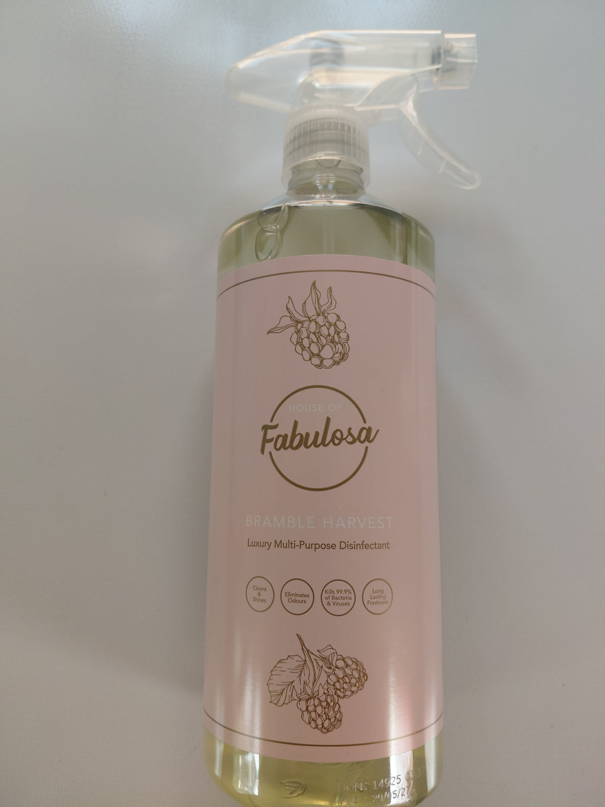 Luxury multi-purpose disinfectant with Twilight Bouquet fragrance. Helps eliminate odours and kills 99.9% of bacteria and viruses. 750ml.
