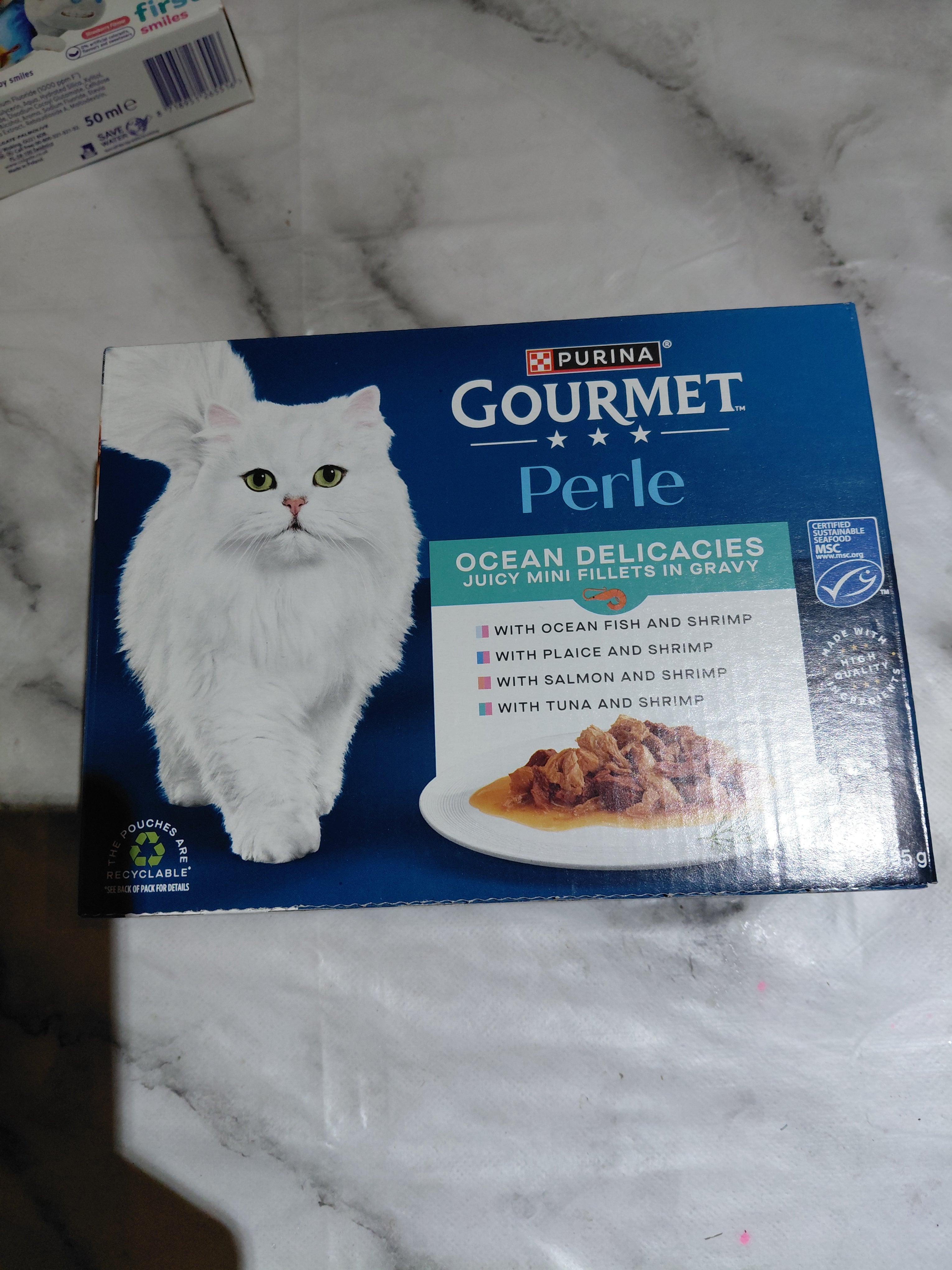 Gourmet Wet Cat Food – 12 Pouches Box