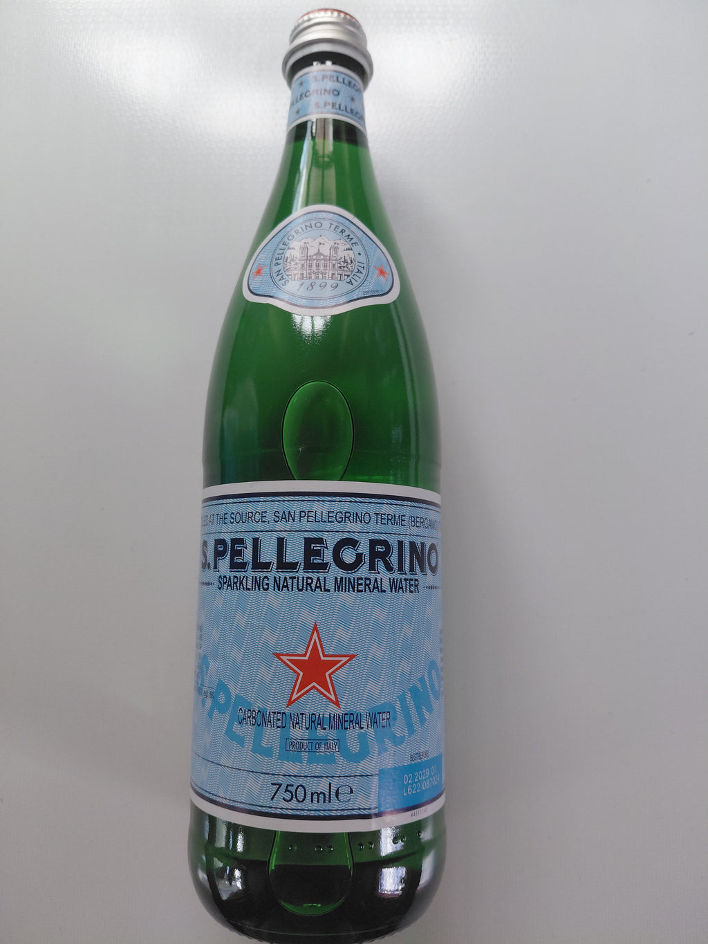 San Pellegrino Sparkling Natural Mineral Water 750ml